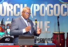 Le Dieu qui ouvre le ciel