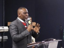 A qui prêtes-tu ton oreille? Ecoutes-tu la Parole?